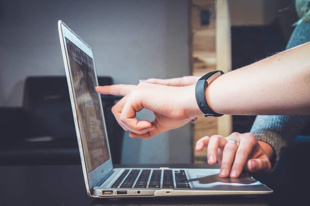Eco-friendly Cleaning Practices for the Modern Office